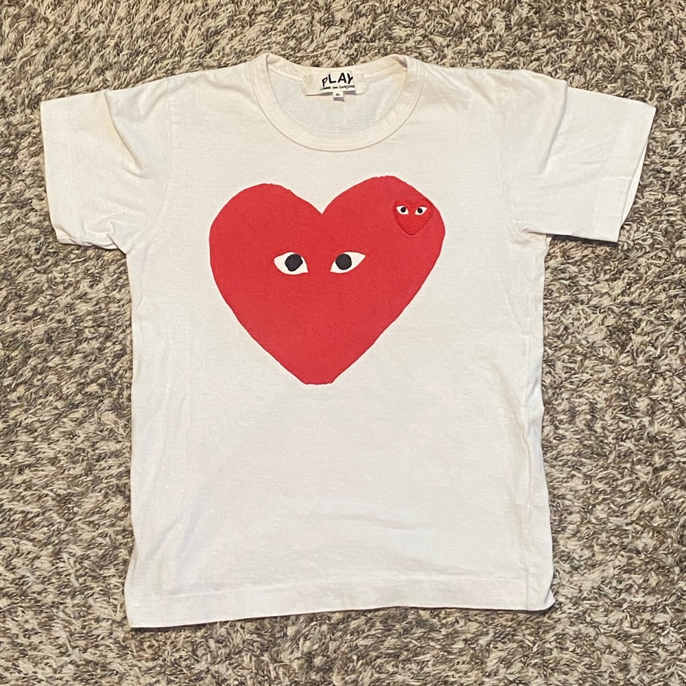 Comme Des Garcons PLAY Inside Red Heart Short Sleeve T-shirt White Size Small